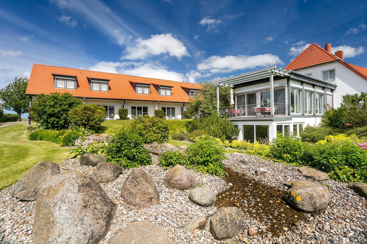 H.W.S. Hotel Der Wilde Schwan Sagard Eksteriør bilde